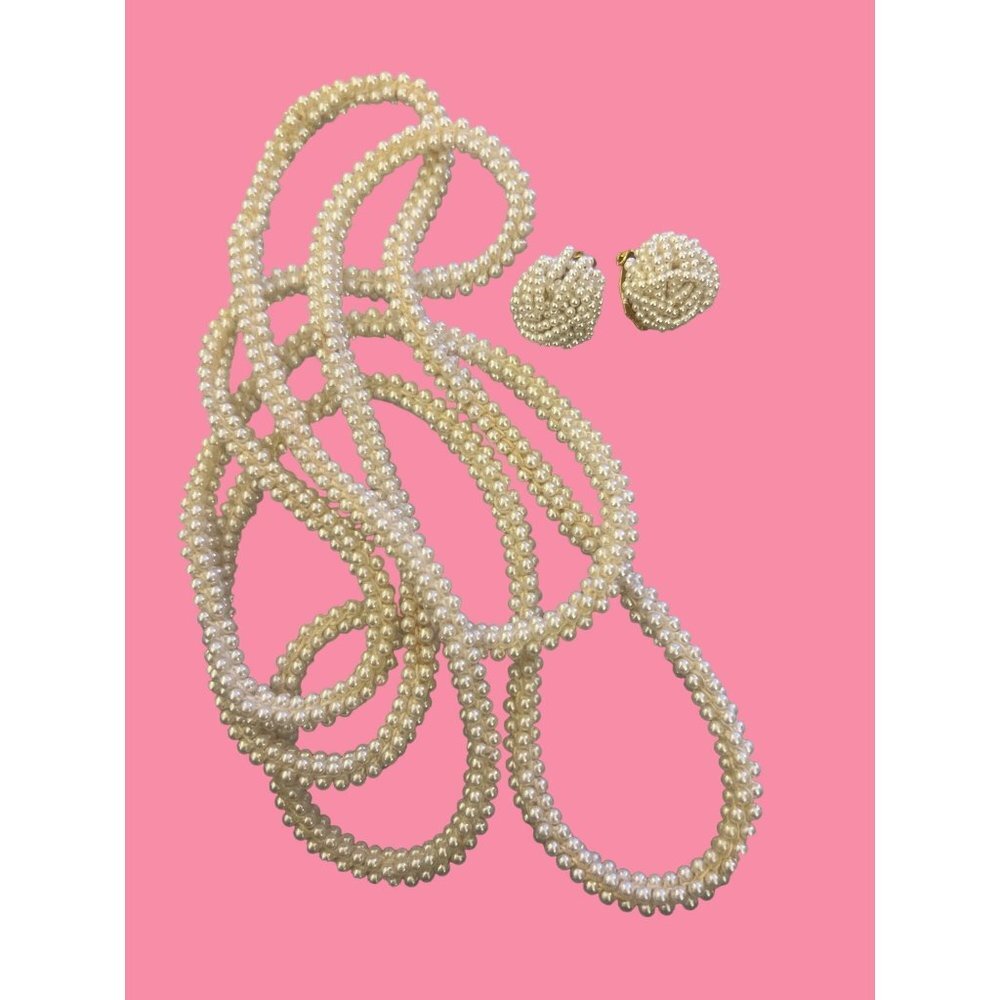 Vintage Jewelry Set Seed Pearl Necklace Plus Clip Earrings Lightweight Ballet